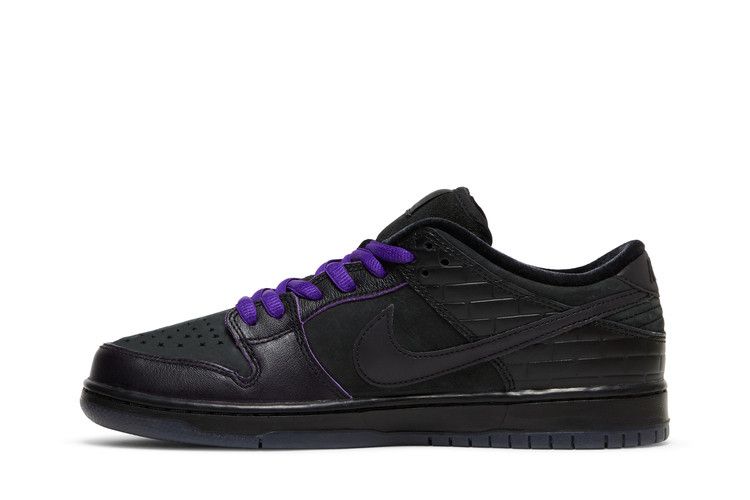 Nike SB Dunk Low Familia First Avenue