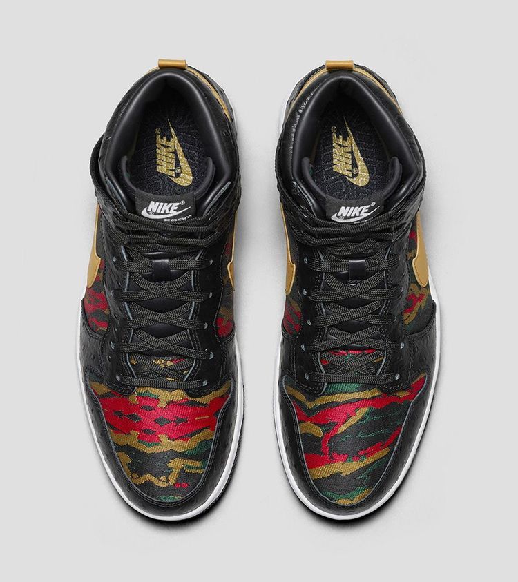Nike Dunk CMFT Tiger Camo