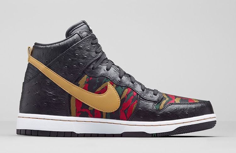 Nike Dunk CMFT Tiger Camo