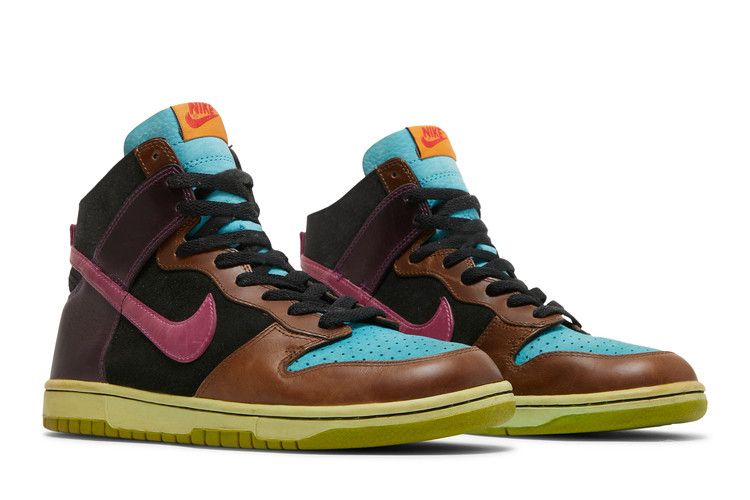Nike Dunk High Undefeated