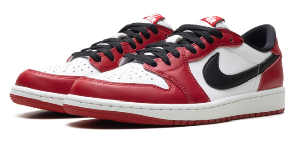 Air Jordan 1 Low OG Chicago (2025)