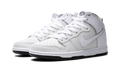 SB Dunk High "Antihero" HM5837 100