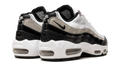 AIR MAX 95 WMNS "Light Iron Ore / Black Patent" DR2550 100